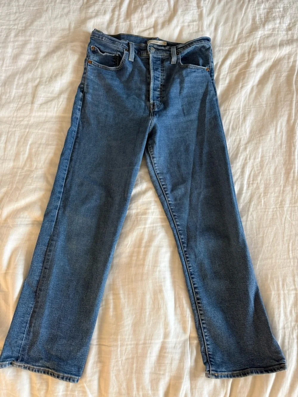 Levi's RIBCAGE STRAIGHT ANKLE WOMEN'S JEANS size 31 mid wash - Picture 4 of 7